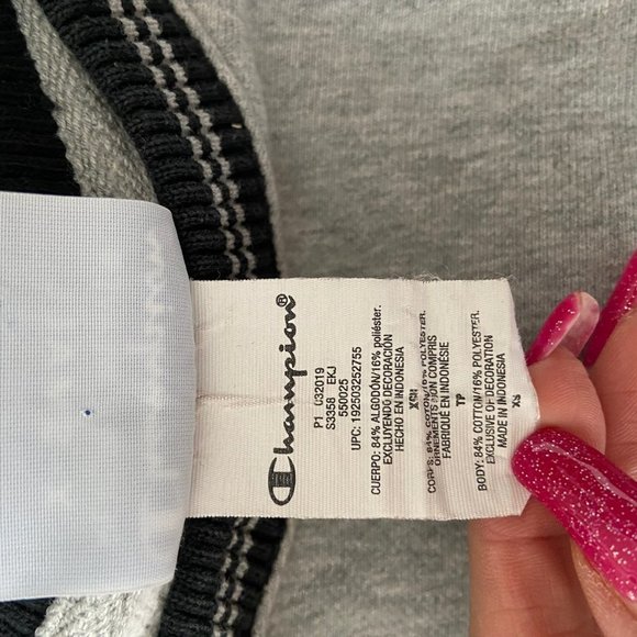 Champion Reverse Weave Sweatshirt in Men's XS GUC - Picture 3 of 15